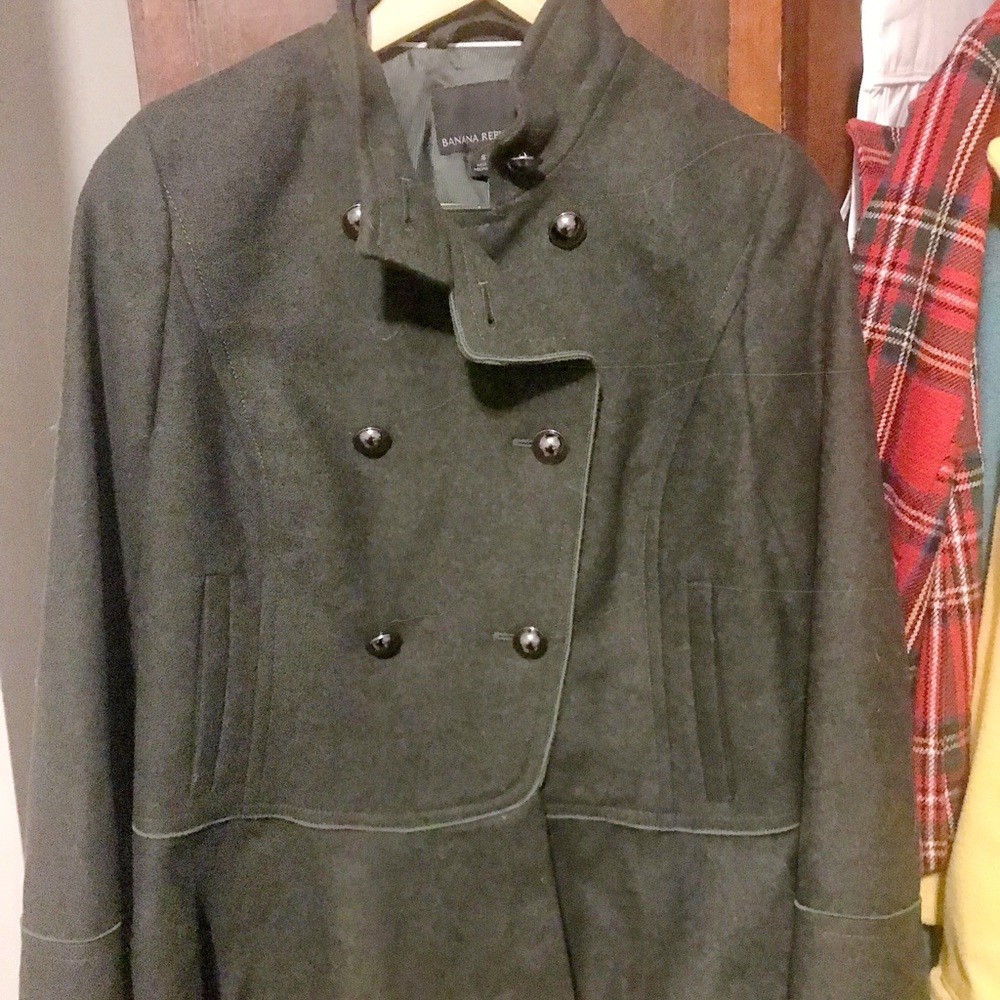 New with Tags! Banana Republic coat!!